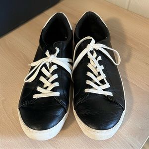 Women’s Old Navy “leather” sneaker.